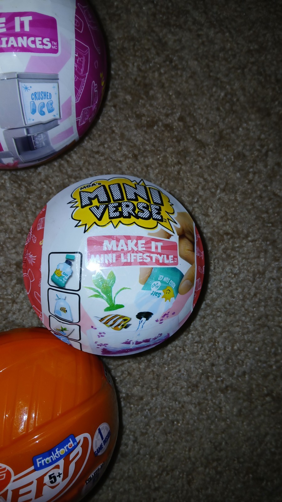 4-MGAS MINI VERSE ASSORTED LOT-MINI LIFESTYLE & APPLIANCE-AND GAME SURPRISE