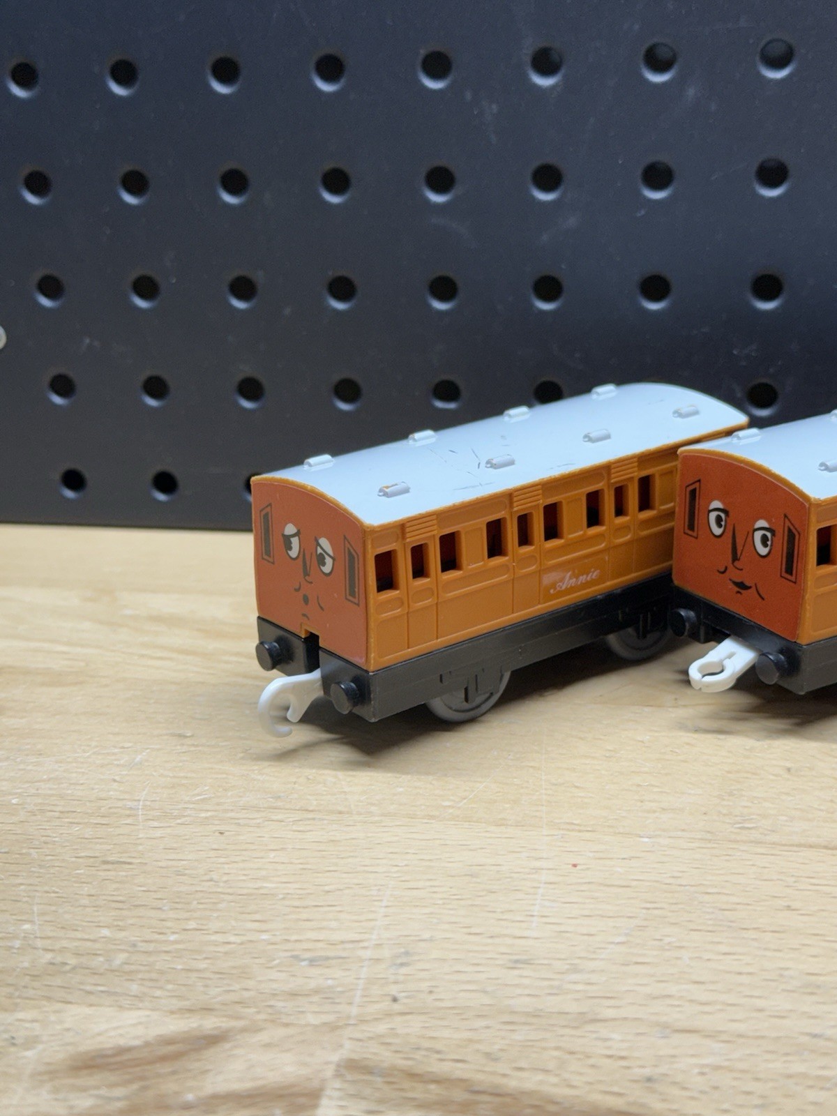 Thomas & Friends Trackmaster Clarabel Annie Lot Passenger Coaches