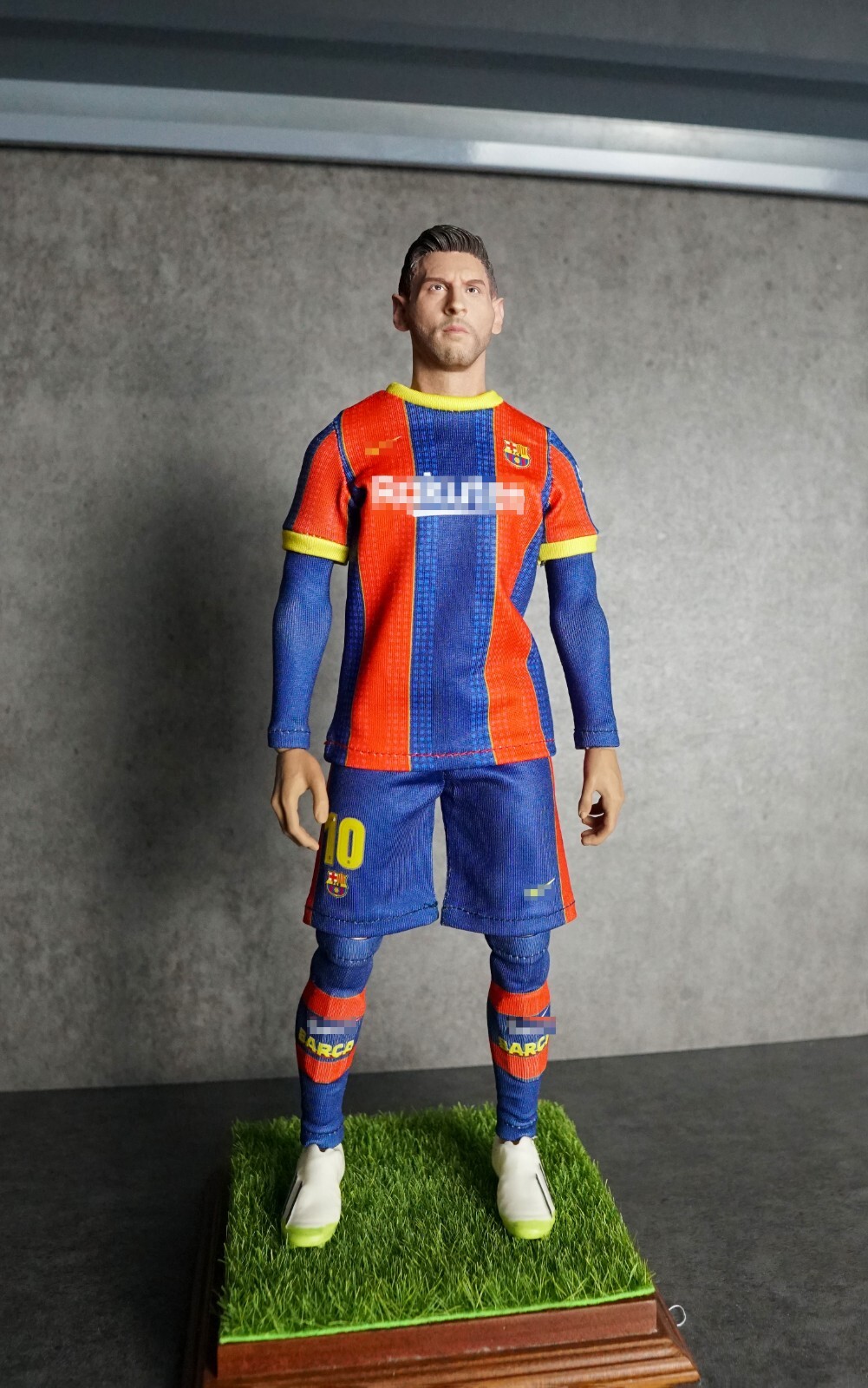 Lionel Messi 1/6 Scale Action Figure – FC Barcelona Kit – 12&Prime;