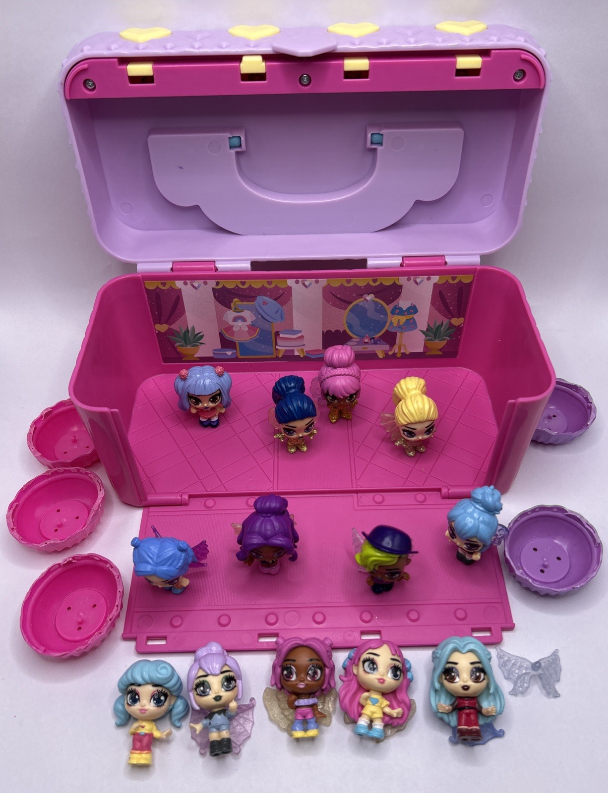 Hatchimals Mini Pixies Fashion Show Playset Purple Pink Case W/figures