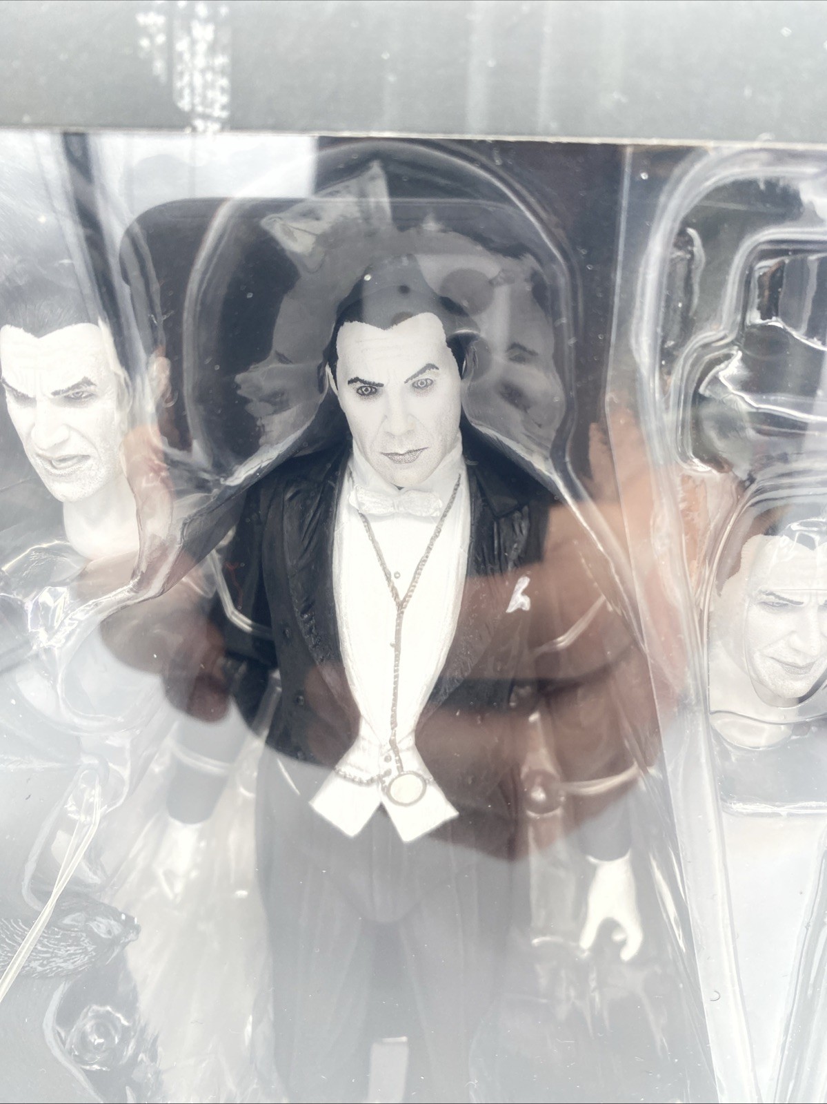 ULTIMATE COUNT DRACULA 7&Prime; NECA BLACK & WHITE ACTION FIGURE HORROR Nice Box NEW