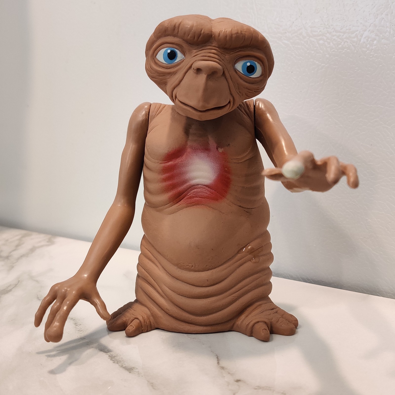 E.T. vintage U.C.S. action figure toy 6&Prime; vinyl 1980&rsquo;s alien extra terrestrial 🛸