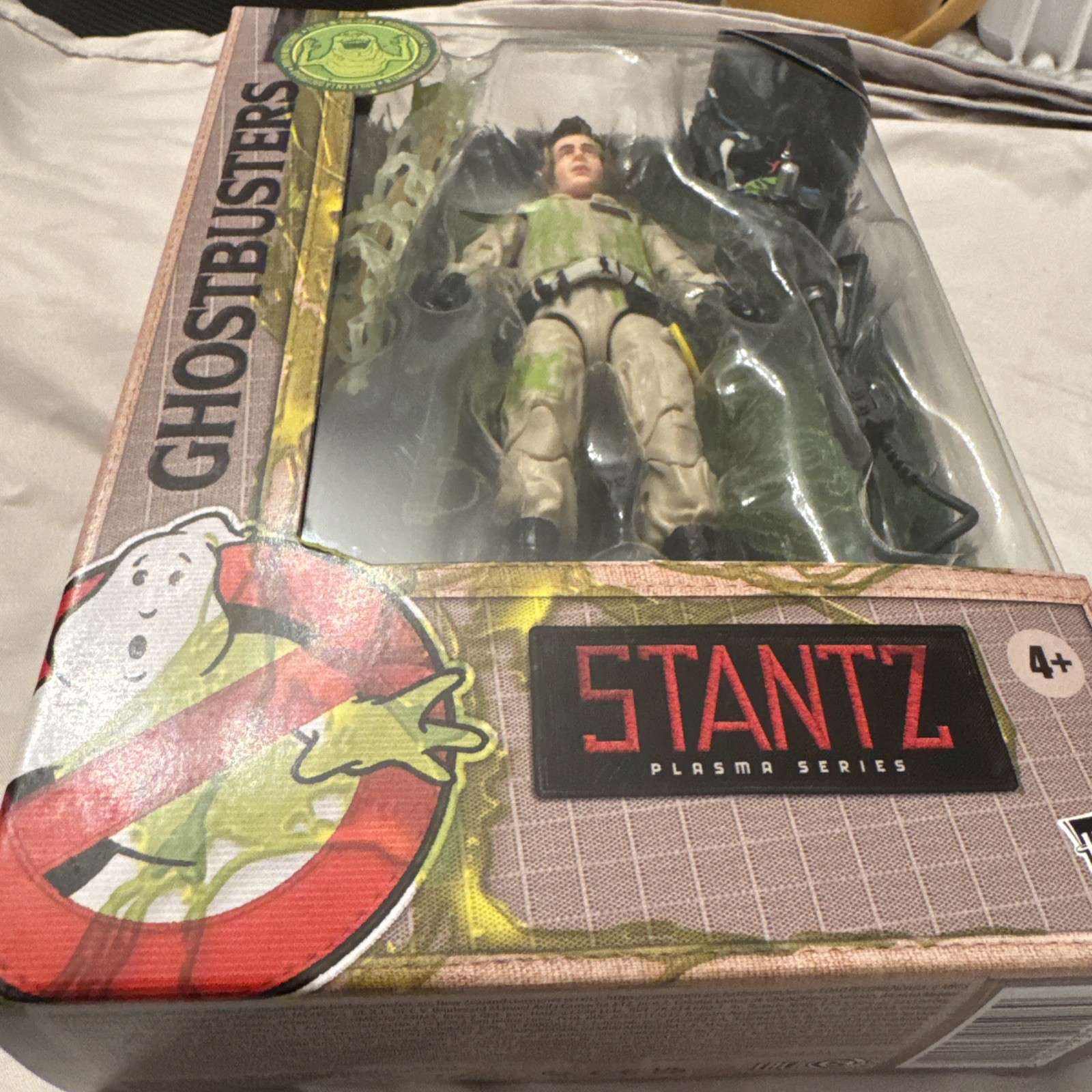 GHOSTBUSTERS (Ray Stantz) Plasma Series Glow in Dark Hasbro Action Figure (NIB)