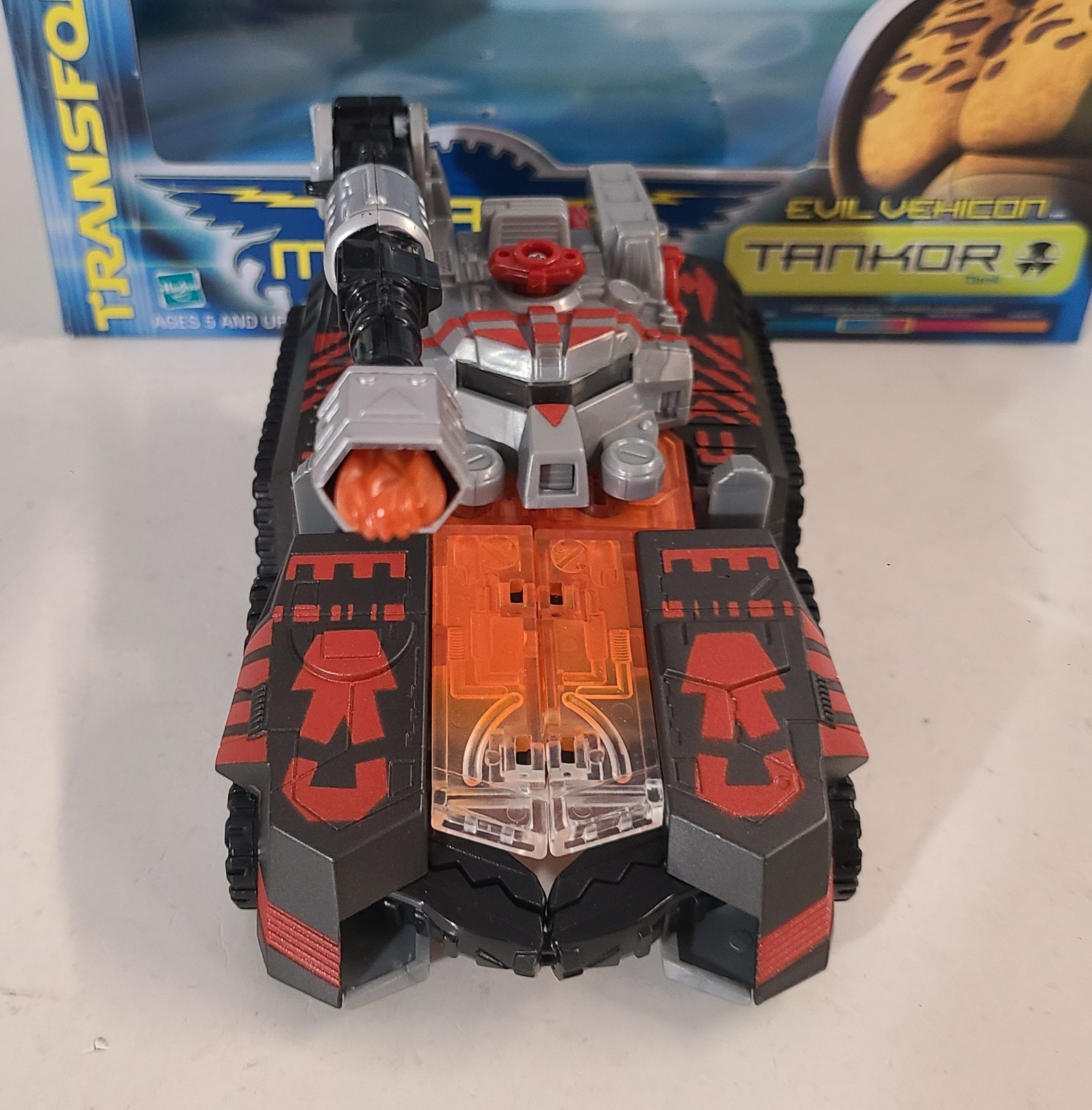 Transformers Beast Wars Beast Machines Mega Class Vehicon Tankor Figure