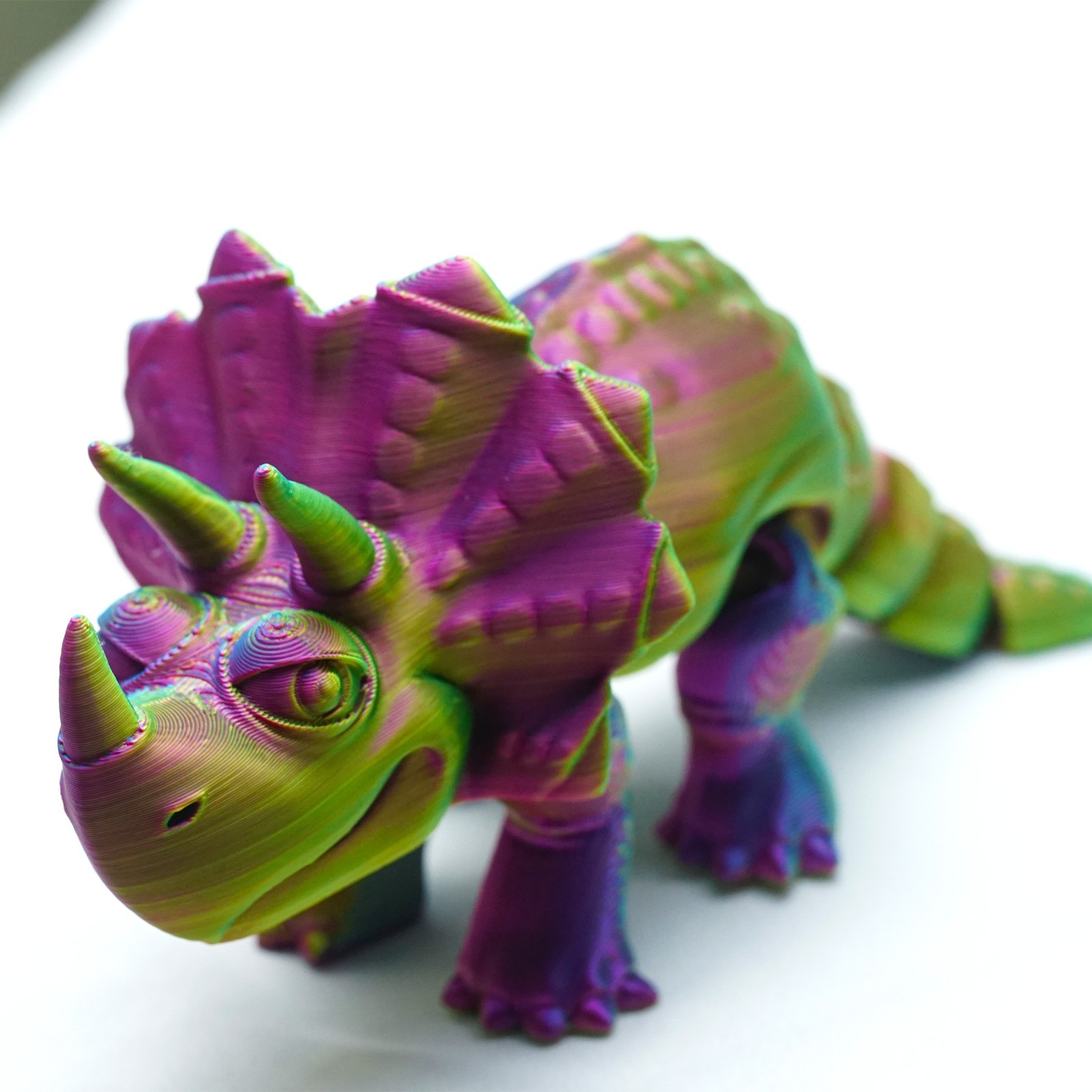 3D Printed Triceratops Model,Articulated Animals figure,Fidget Toys Home Decor