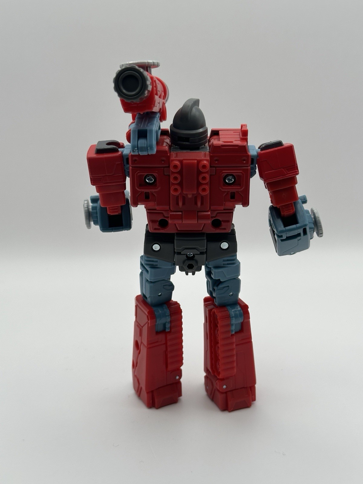 Perceptor Hasbro Transformers Studio Series 86 Deluxe Class Action Figure 🔥