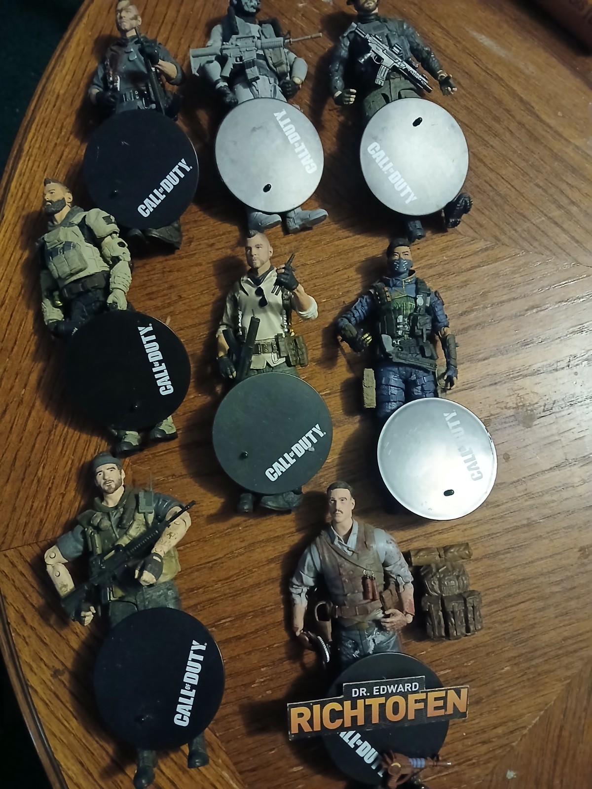 Mcfarlane Call Of Duty Loose Lot of 8 Figures Complete Ghost Variant, Dr. Edward
