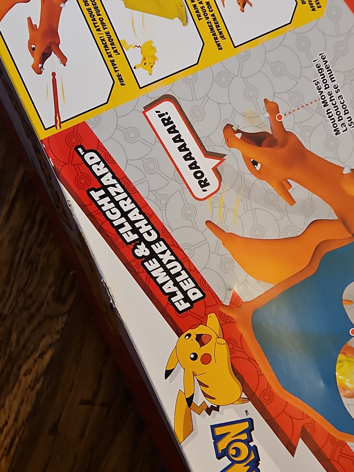 Pokemon Flame & Flight Deluxe Charizard Set Lights Motion And Sound! New In Box!