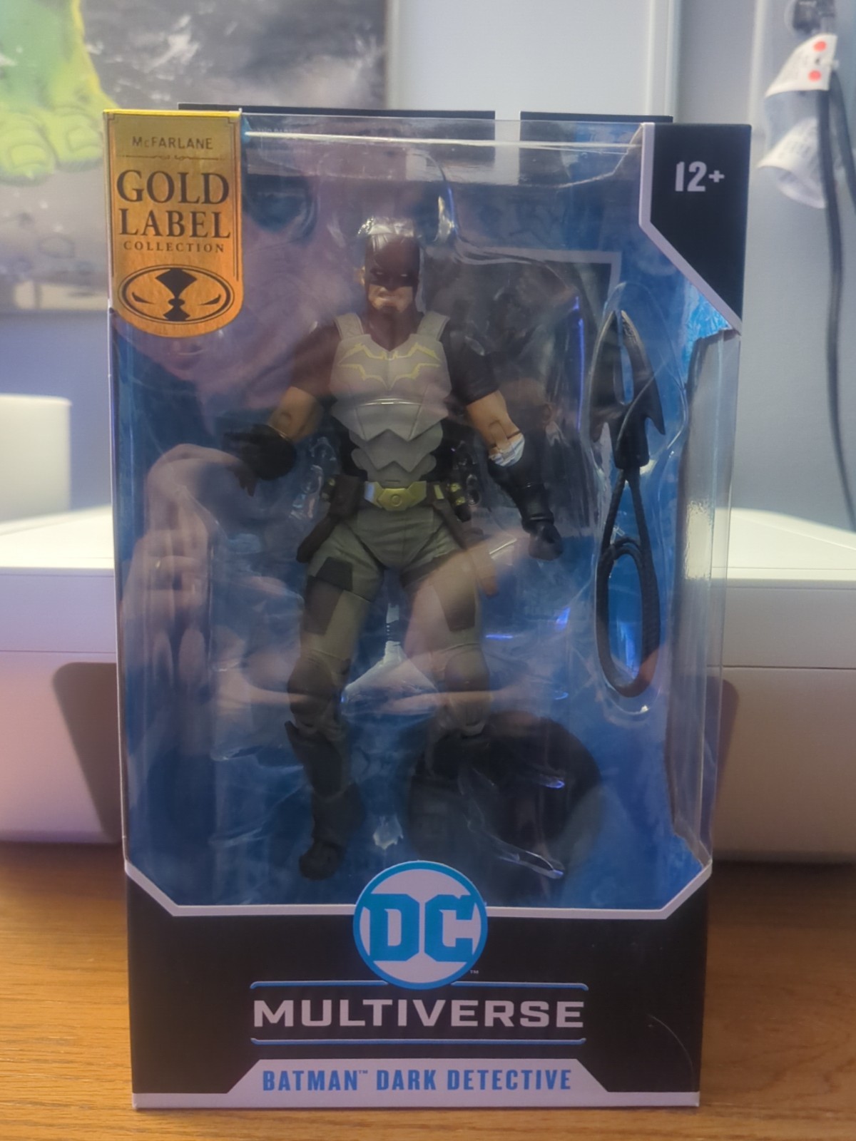 McFarlane Toys DC Universe Batman Dark Detective 7 in Action Figure – MCF15354