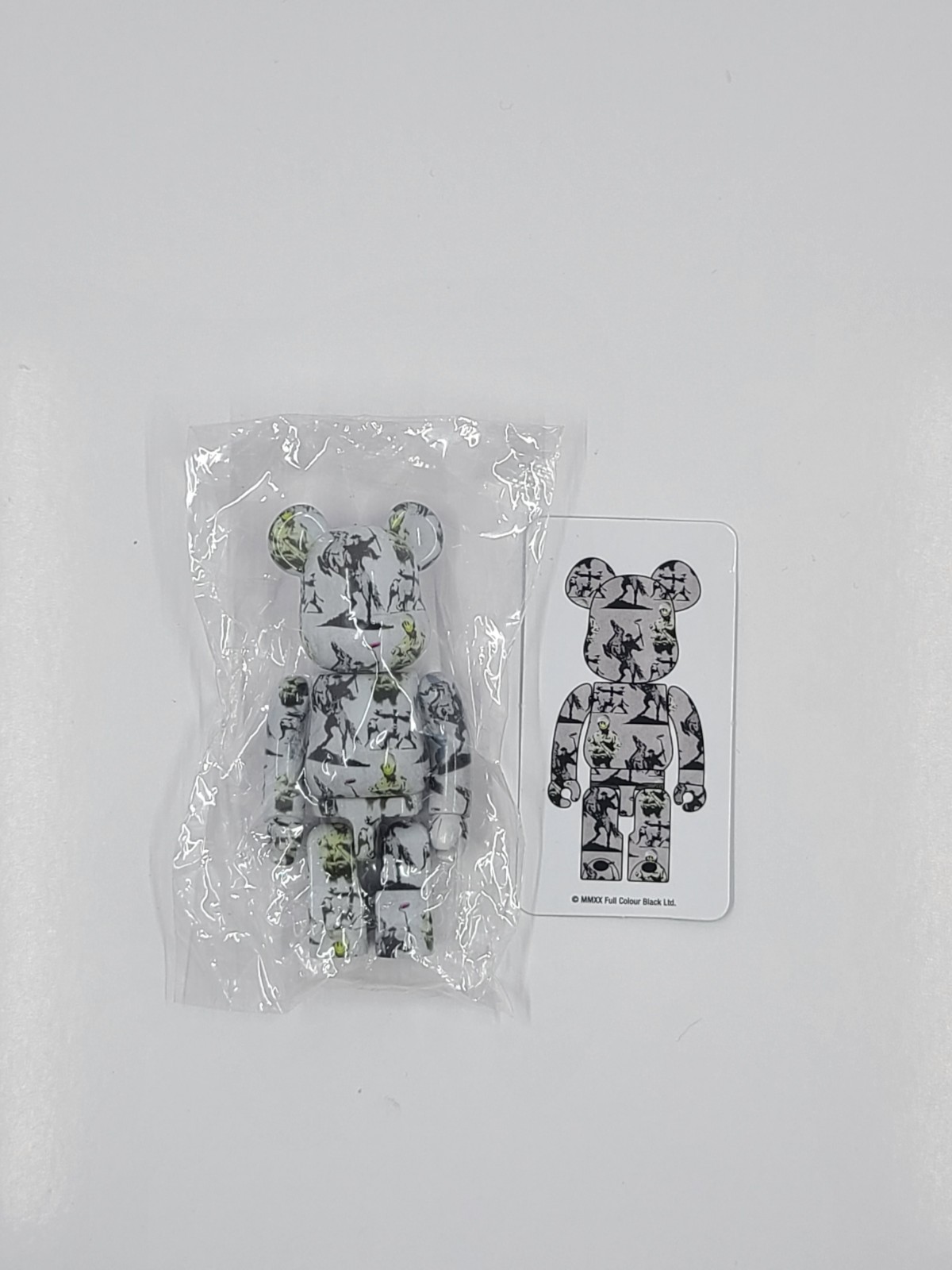MEDICOM TOY BEARBRICK SERIES 41 SECRET BRANDALISM BANKSY 100%