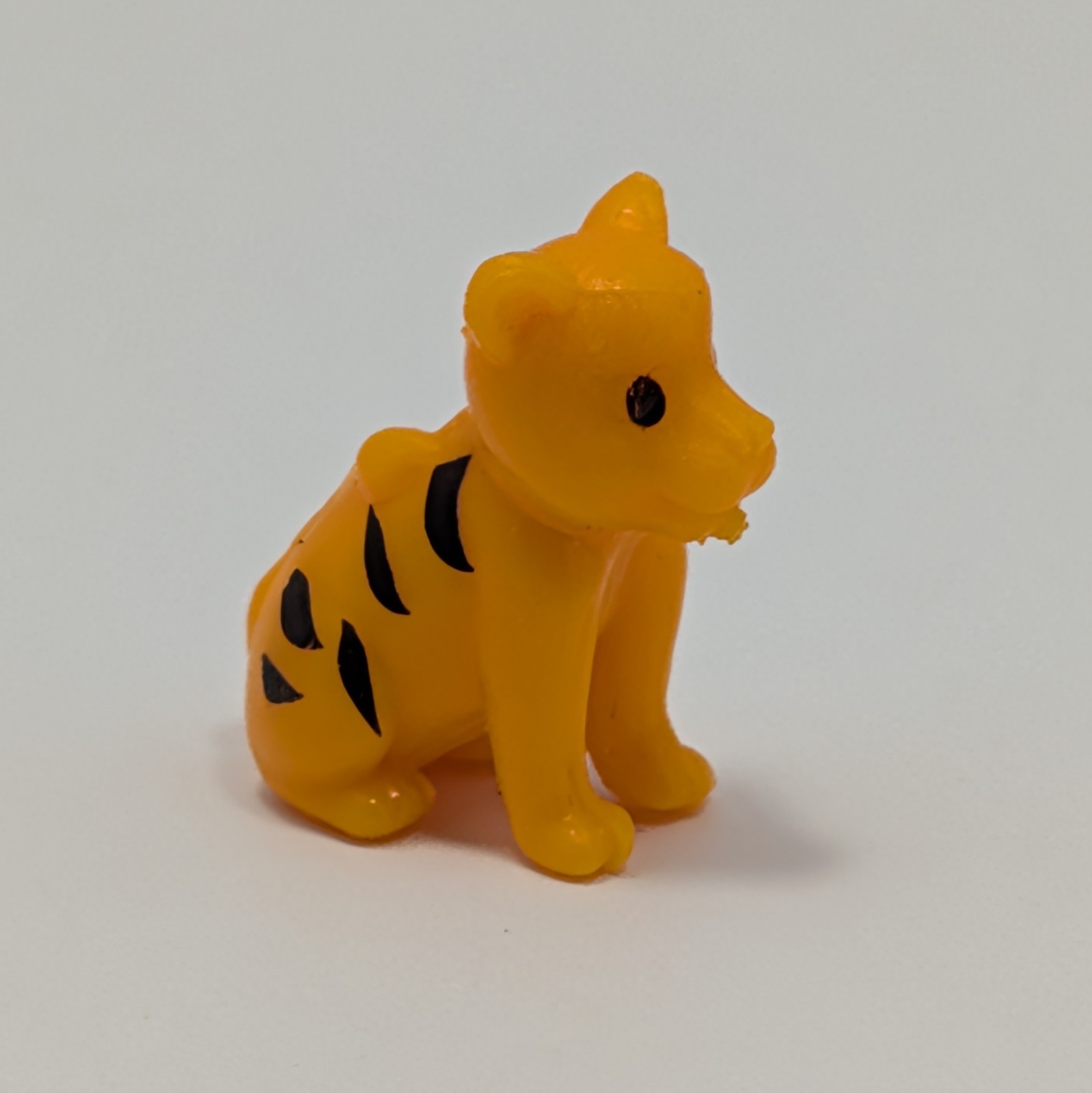Small Plastic Tiger Cub Toy action Figure unbranded 3/4 inch orange black stripe