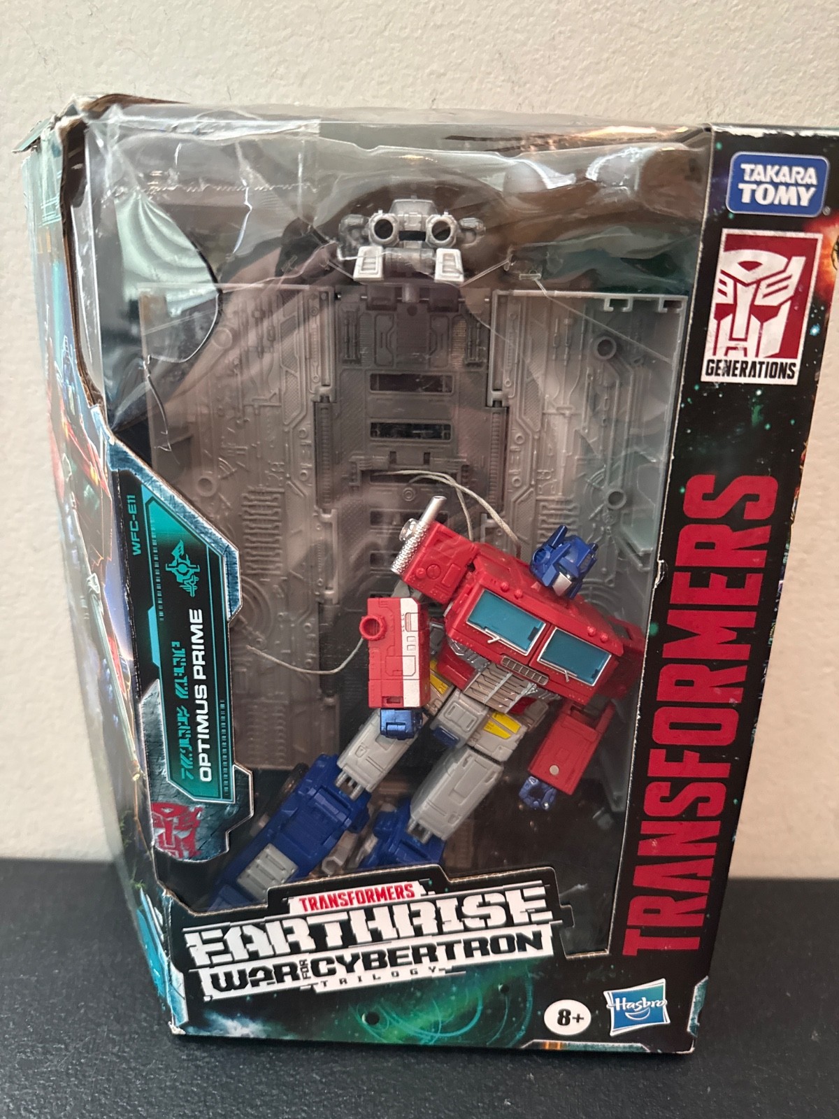 Transformers Netflix Optimus Prime complete War For Cybertron package open box