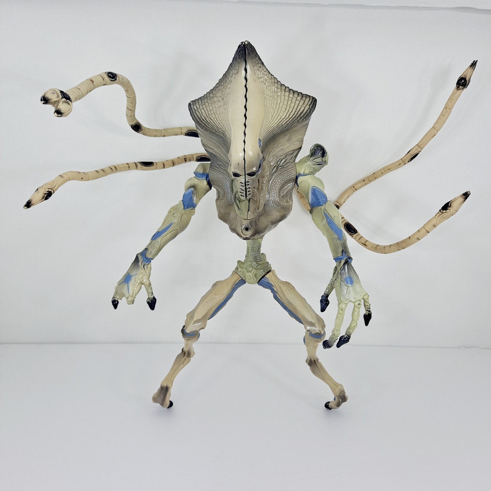 ID4 Independence Day Alien Supreme Commander Figure WORKS Trendmasters 1996