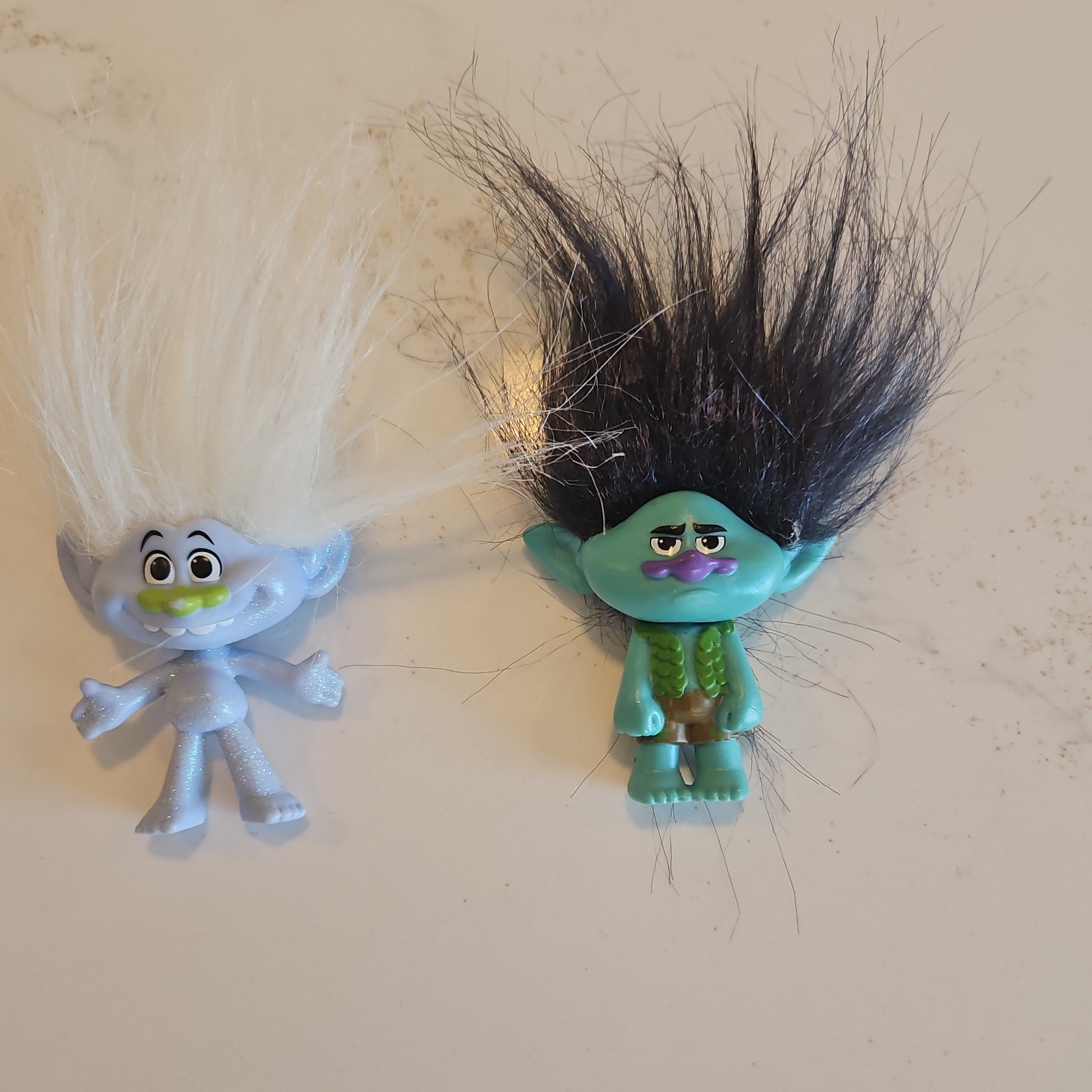 Hasbro Troll Doll Figure Set of 2, Plastic Multicolor Mixed Lot w/ Glitter