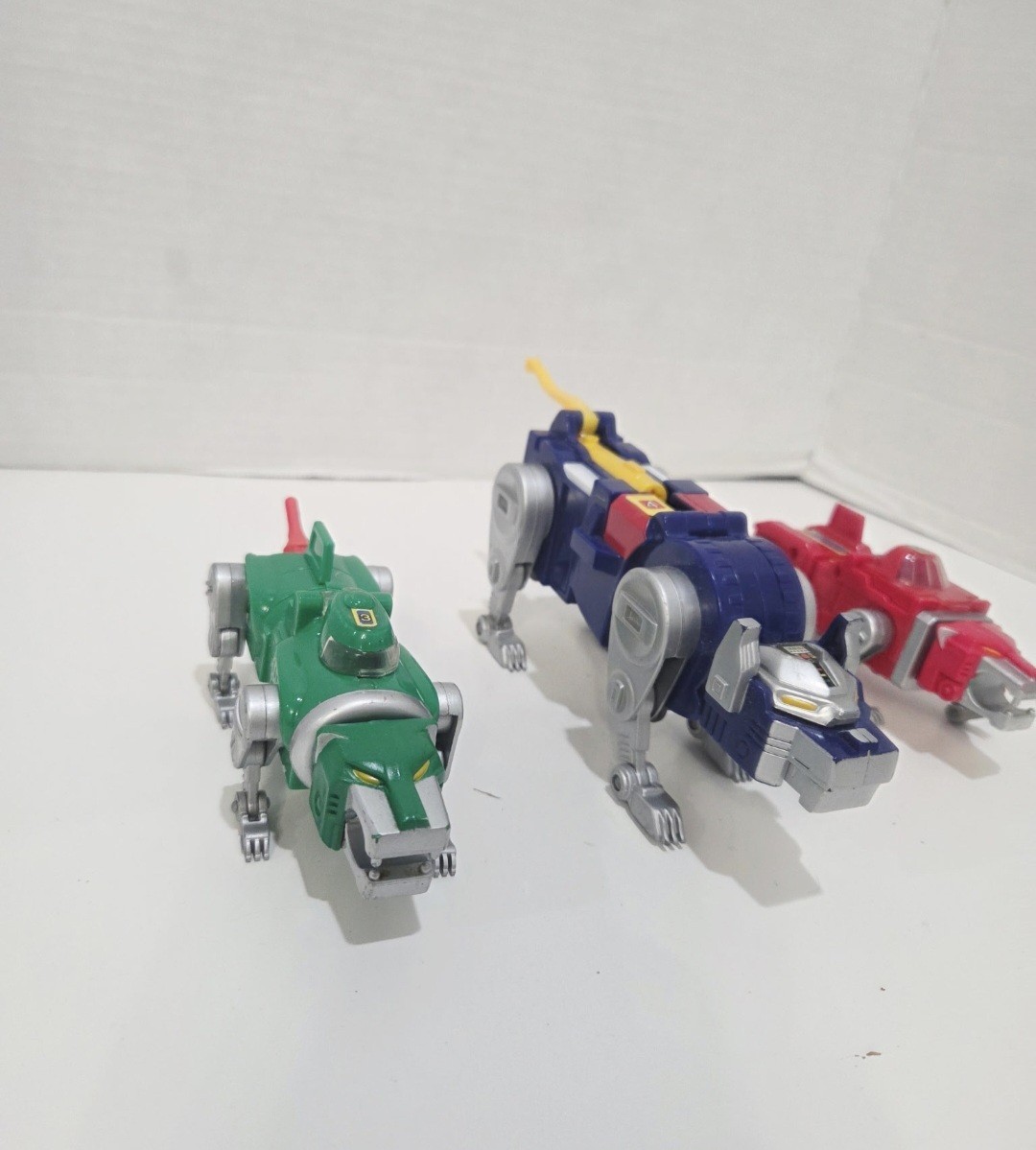 Voltron Mighty Lion Force Third Dimension Red, Green & Blue Lions Lot 1998
