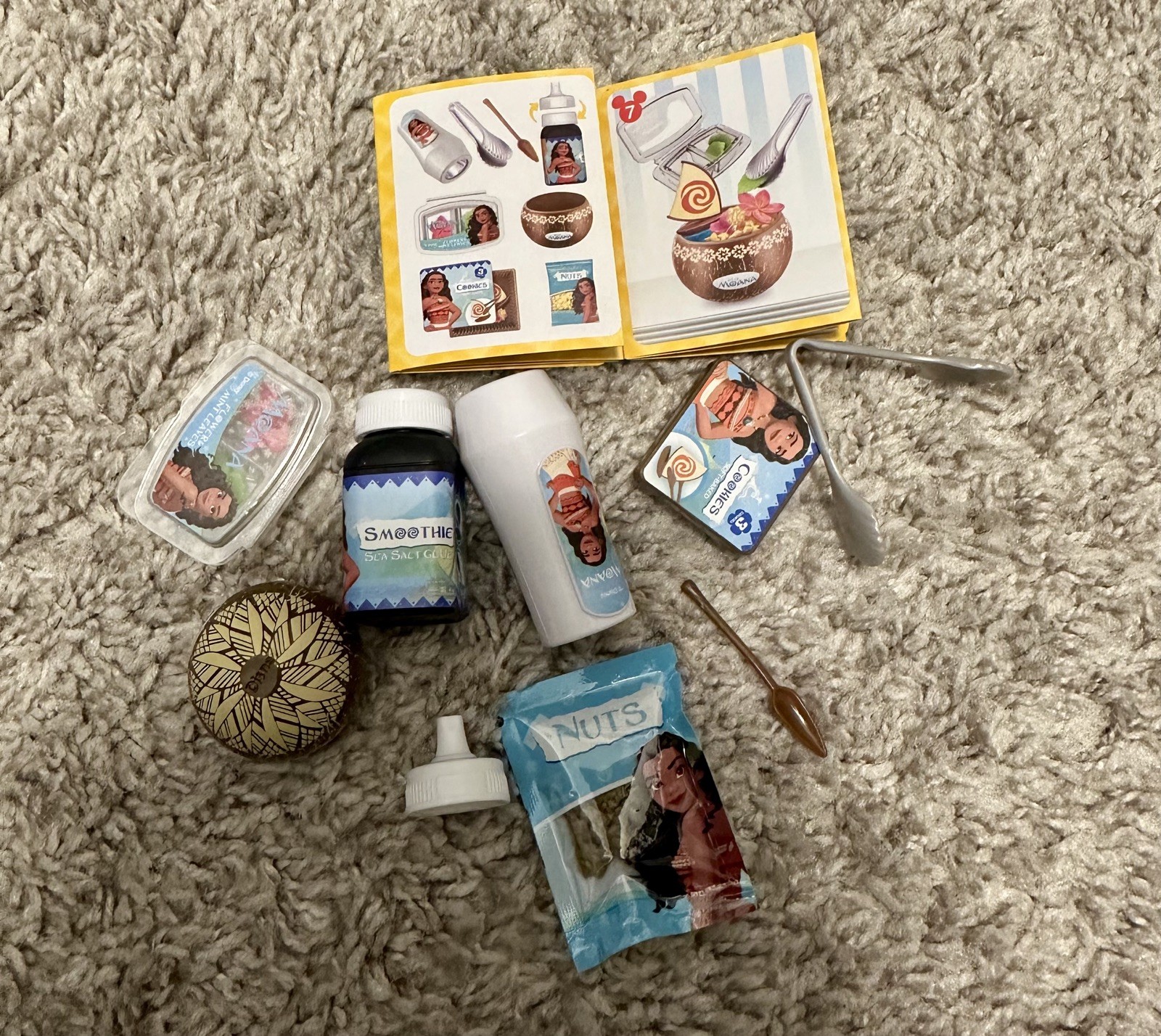 Zuru Mini Brands DISNEY Snacks Create Series 1 MOANA Smoothie Bowl UNMADE!