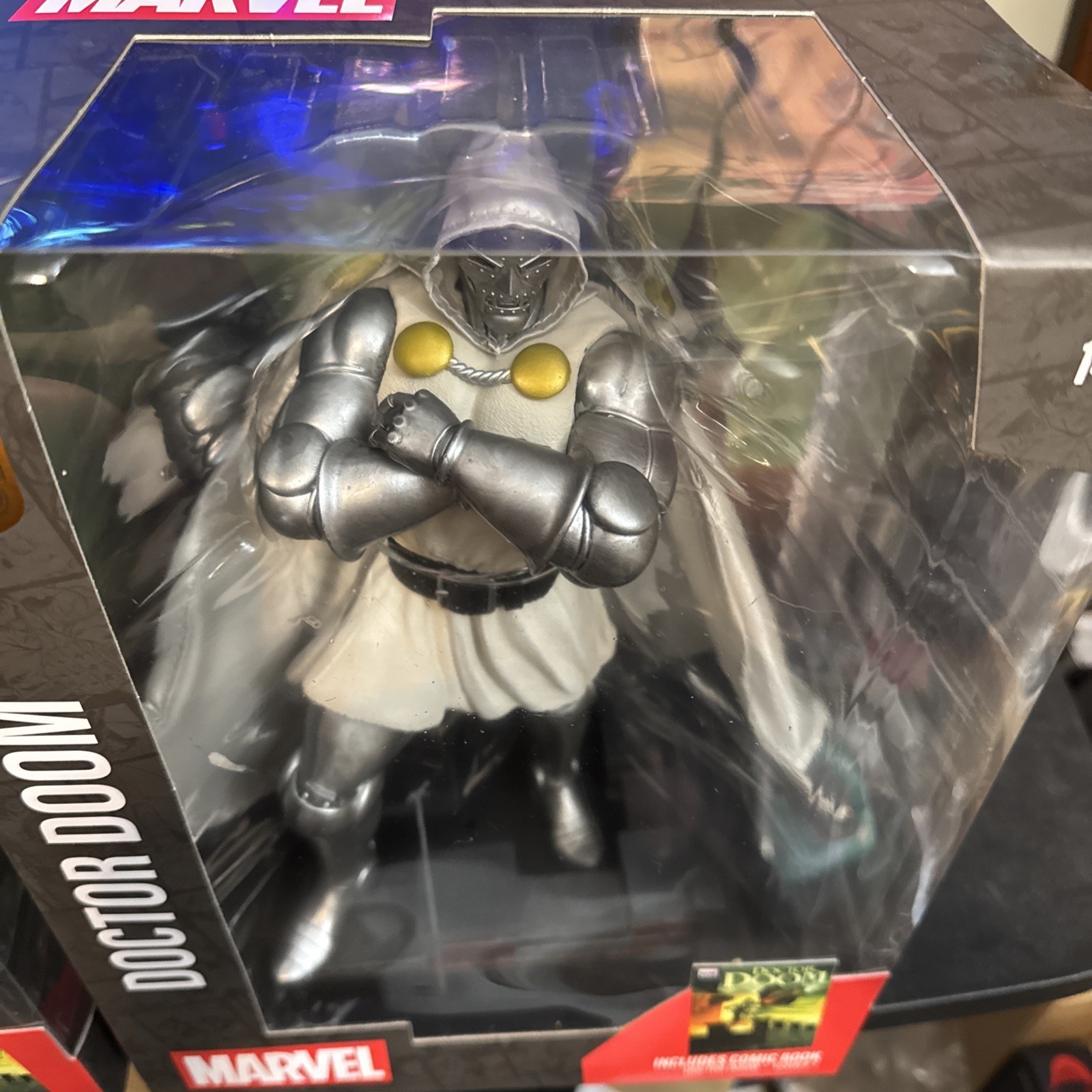 DOCTOR DOOM Variant Wave 8 (2 Pc Set) McFarlane Marvel Legends Statue Lot New