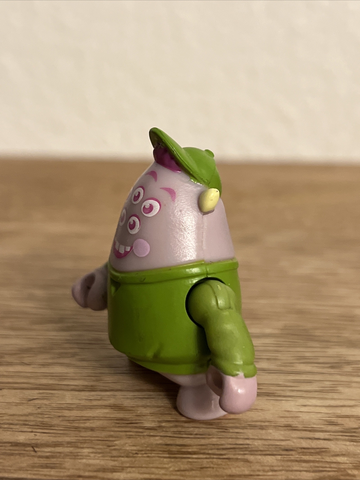 SQUISHY MONSTERS UNIVERSITY 2” ACTION FIGURE PLASTIC IMAGE NEXT TOY