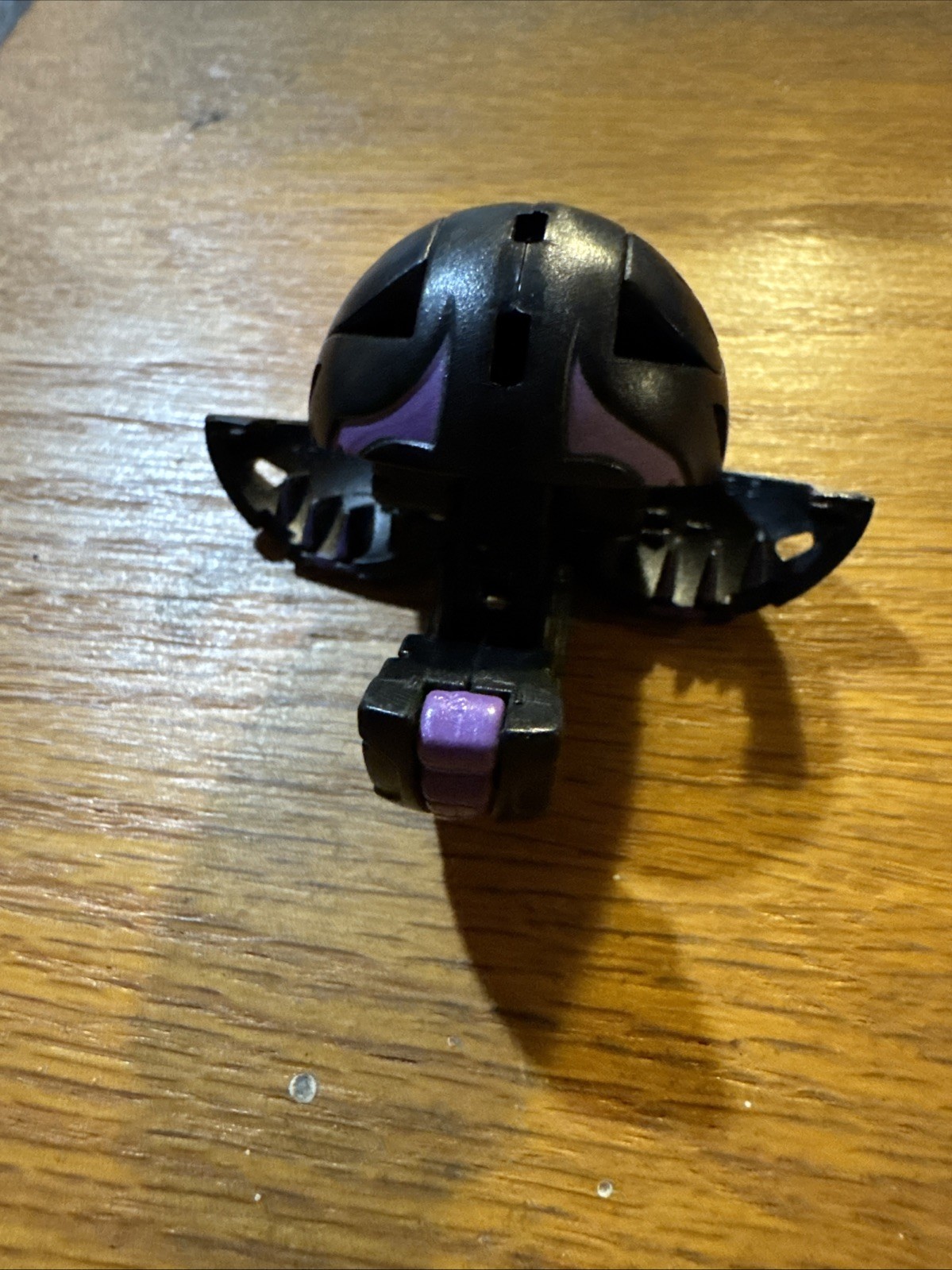 Bakugan – B1 Black Darkus Dragonoid 470G – Rare