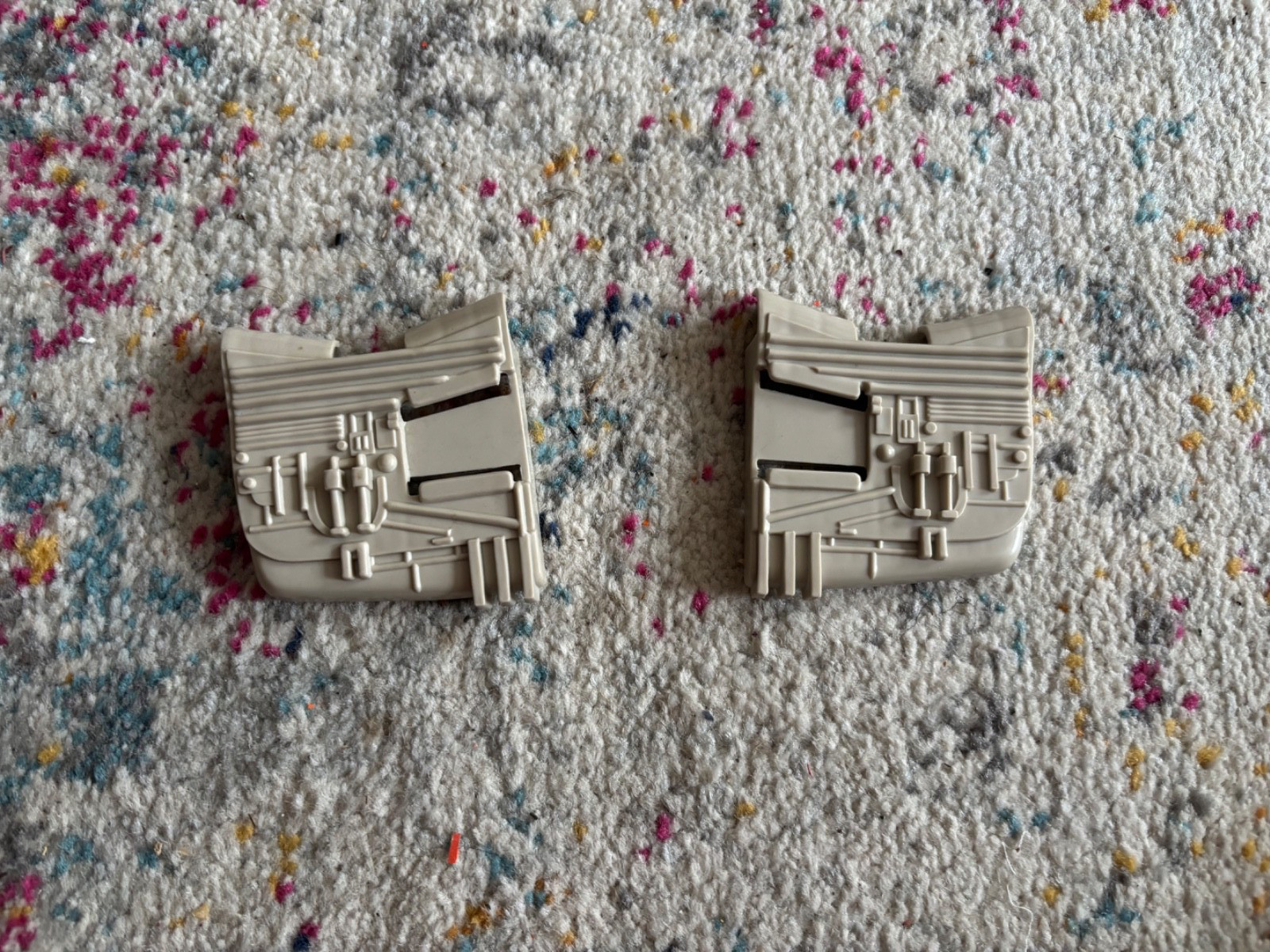 ORIGINAL 1981 STAR WARS BOBA FETT SLAVE-1 PAIR OF WING LANDING SUPPORTS EX+