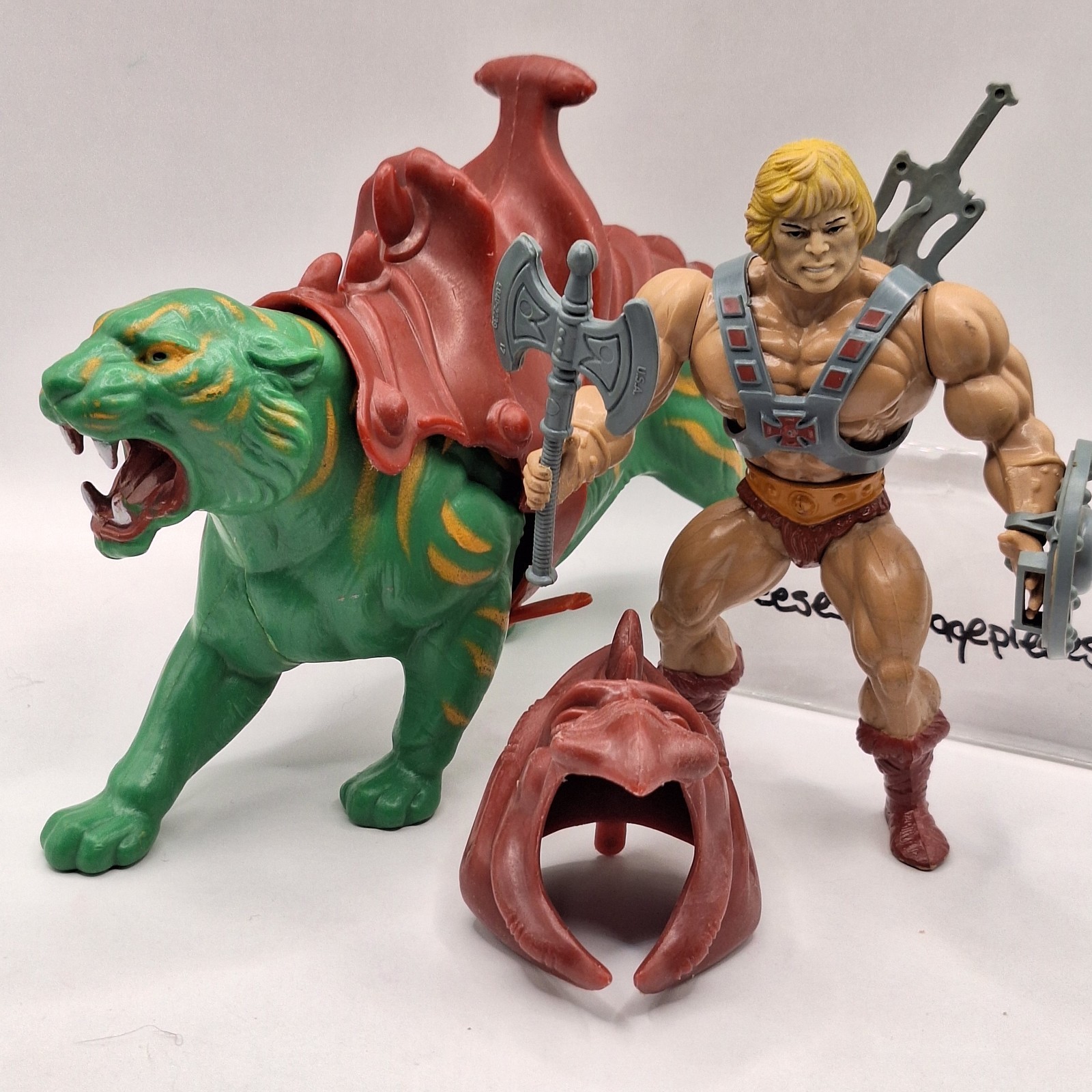 Vtg HE-MAN & BATTLE CAT Motu Masters Of The Universe Original Action Figure B-11