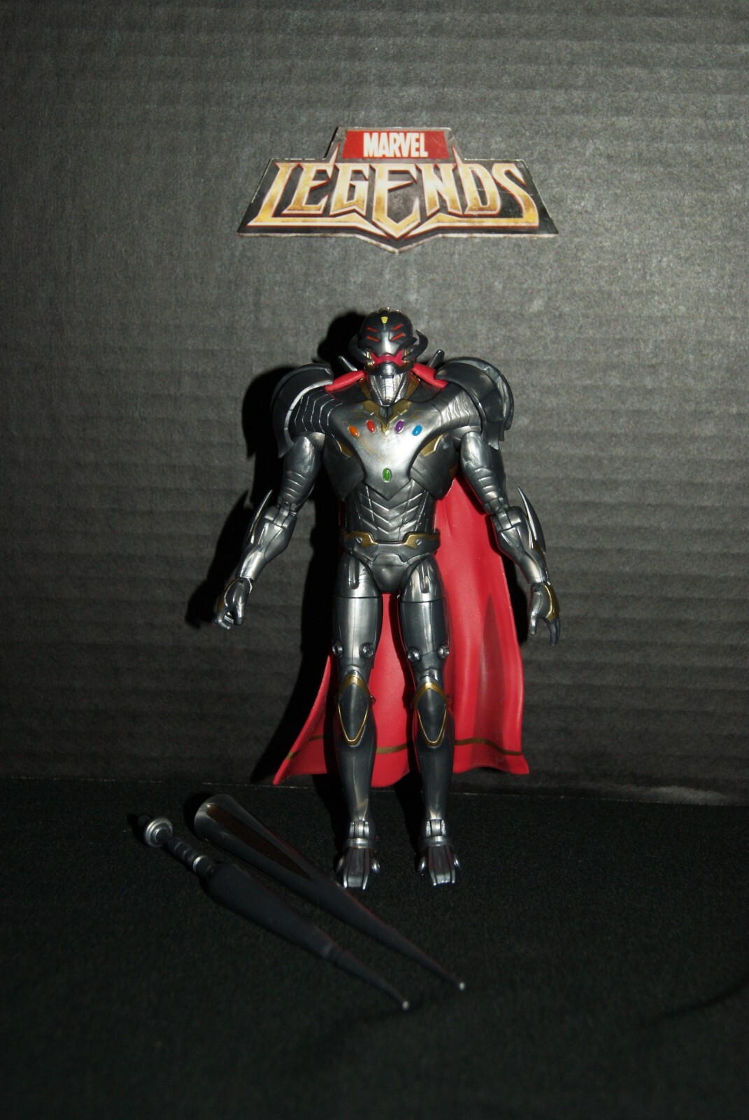 2022 Marvel Legends Series – Ultron Complete BAF – Build a Figure The Avengers