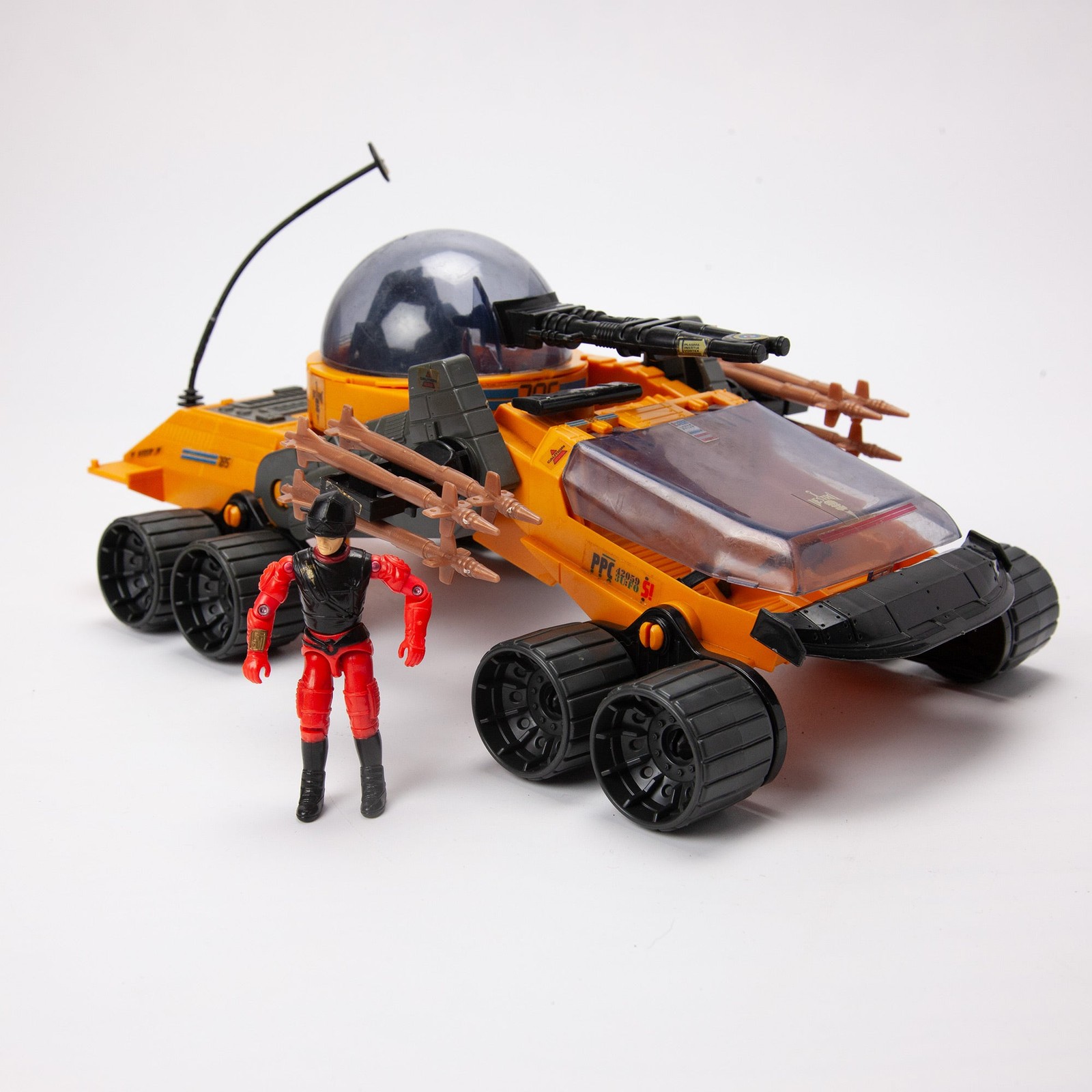 GI Joe Destro&rsquo;s Razorback w Wild Boar Driver – Near Complete