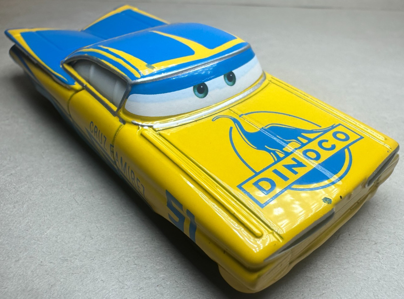 Disney Pixar Cars 3 Fan Favorites Ramone Dinoco Radiator Springs Diecast 1:55 FC
