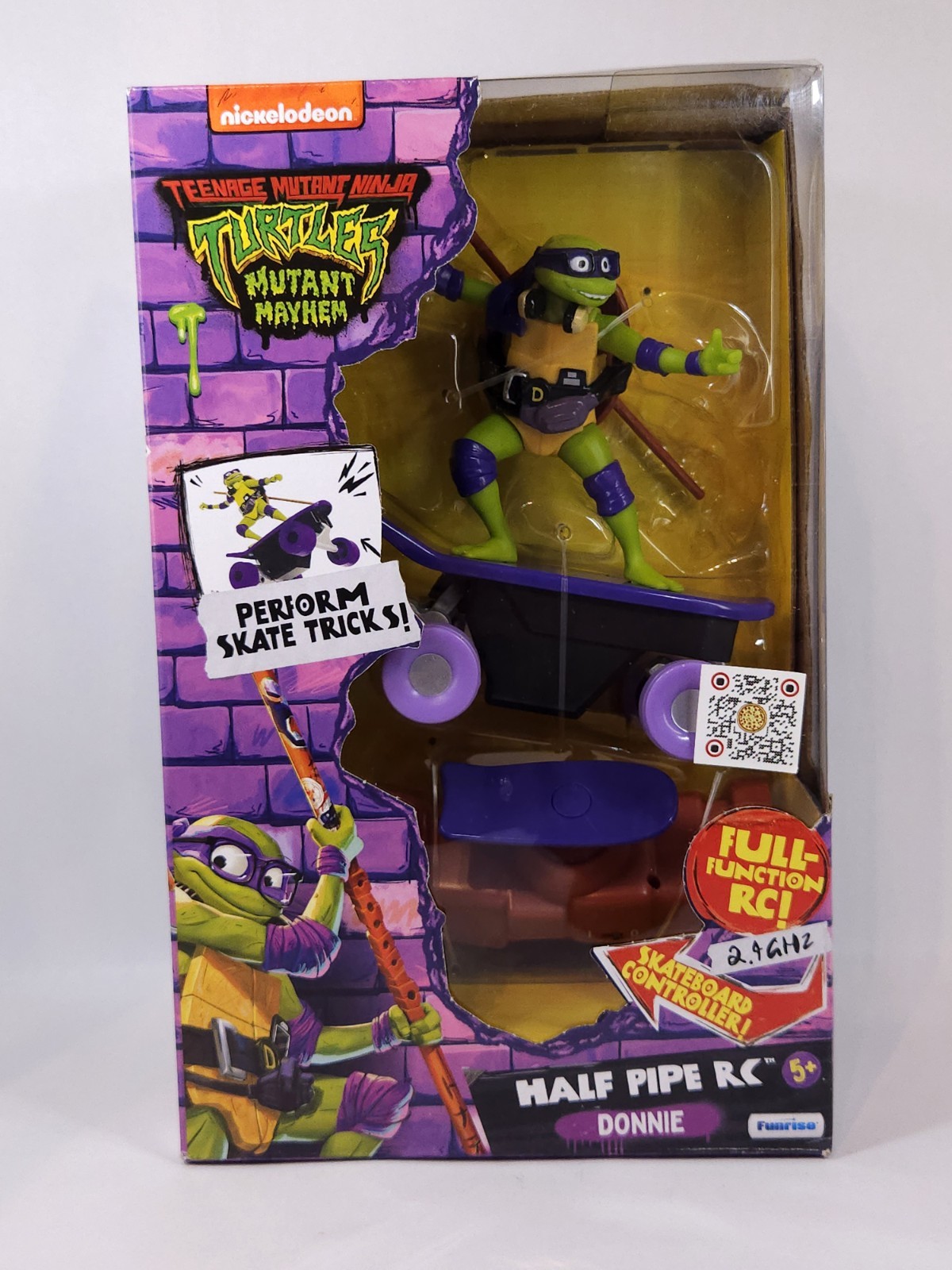 TMNT Mutant Mayhem Donatello Half Pipe RC Skateboard Vehicle 2.4GHz 5+