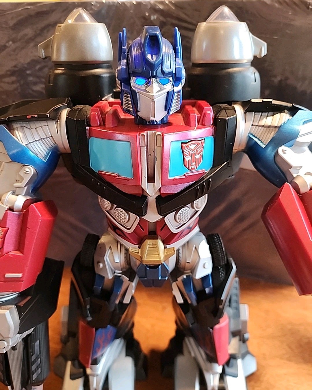 Transformers 12” Mega Power Bots Optimus Prime Hasbro 2008