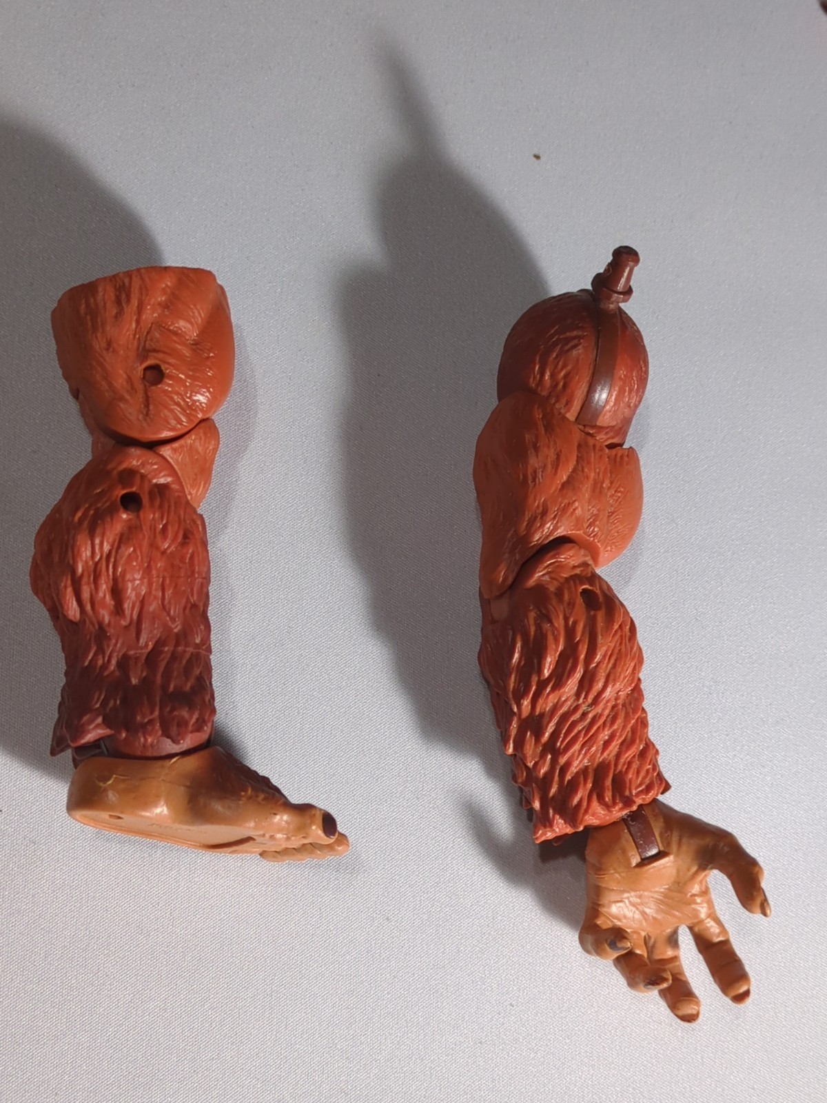 Marvel Legends Build A Figure Sasquatch Left Arm & Left Leg