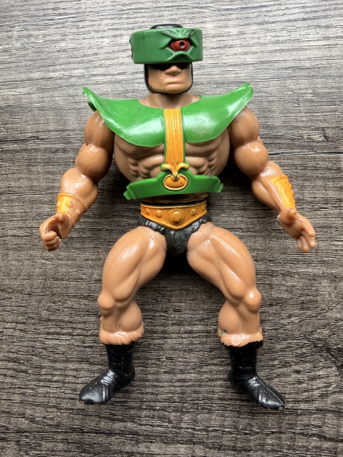 Leo India Tri-Klops with Harness – Vintage, MOTU Masters of the Universe