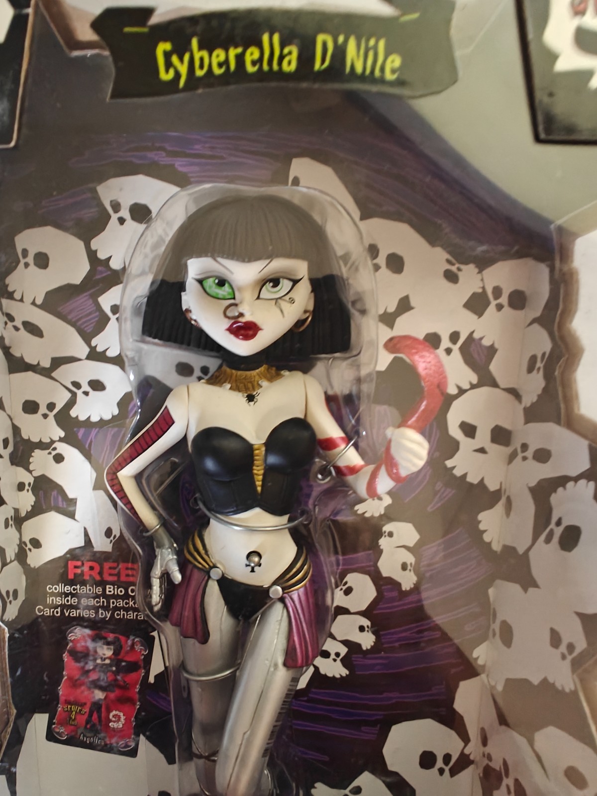 Bleeding Edge Goths – Large Lot, 7 Figures, Original 4 – 7&Prime;, Rare/Exclusive