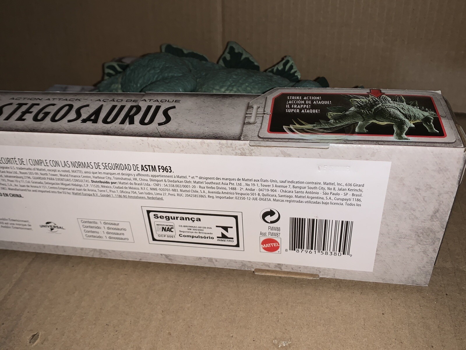 Jurassic World Action Attack Stegosaurus Strike Action Dinosaur New