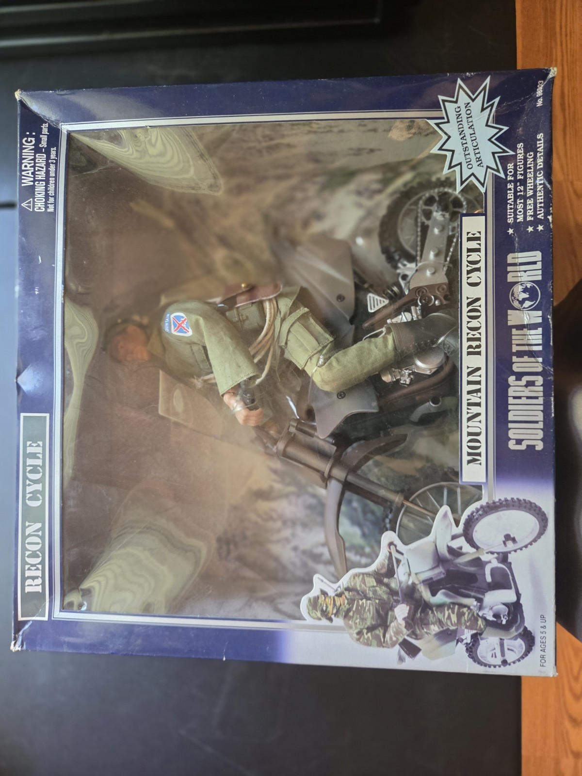 Soldiers of the World Mountain Recon Cycle