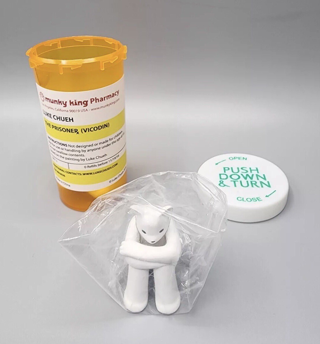 Luke Chueh: The Prisoner Vicodin Edition Munky King 1.5&Prime; Art Sculpture Bear RARE