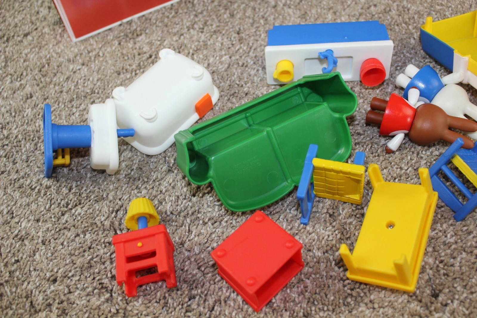 Miffys Adventures Big & Small House Playset Fold Carry Furniture Lot Red RARE