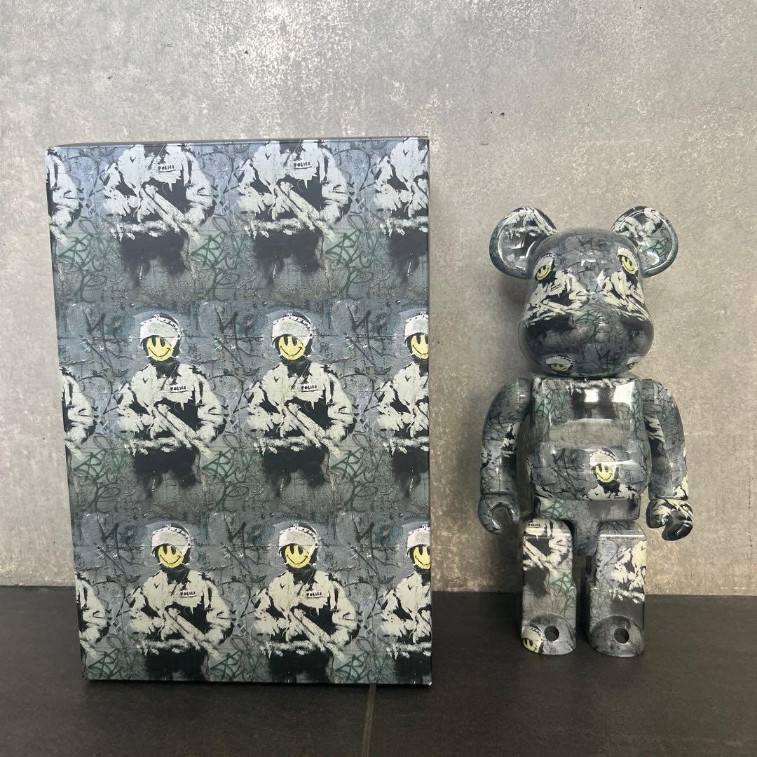BE@RBRICK Banksy Have A Day 400% Figure Box Included Limited Edition