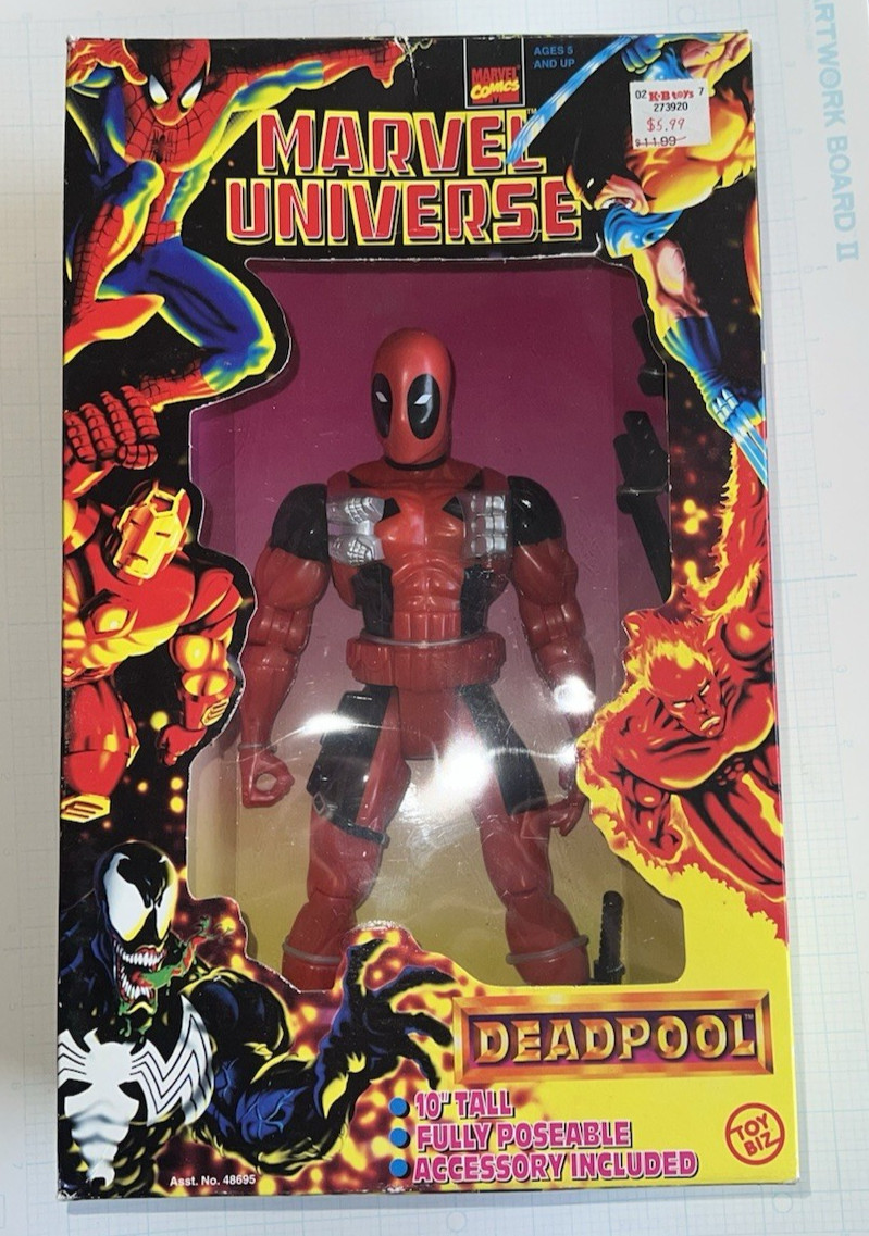 1997 TOY BIZ MARVEL UNIVERSE DEADPOOL DELUXE EDITION 10&Prime; FIGURE – NEW IN BOX