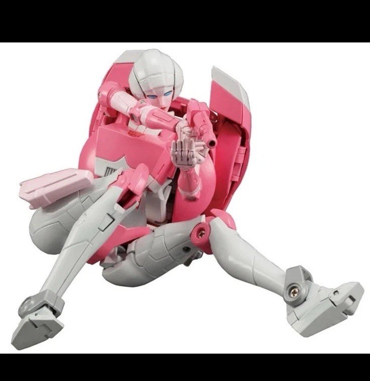 MP-51 Arcee | Transformers Masterpiece | Takara Tomy Japanese Authentic