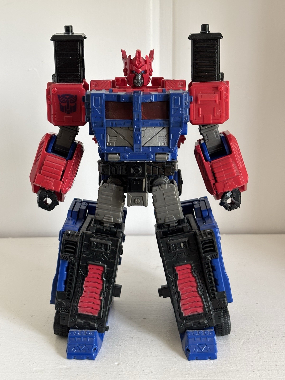 Transformers Hasbro Pulse Exclusive Shattered Glass Leader Ultra Magnus COMPLETE