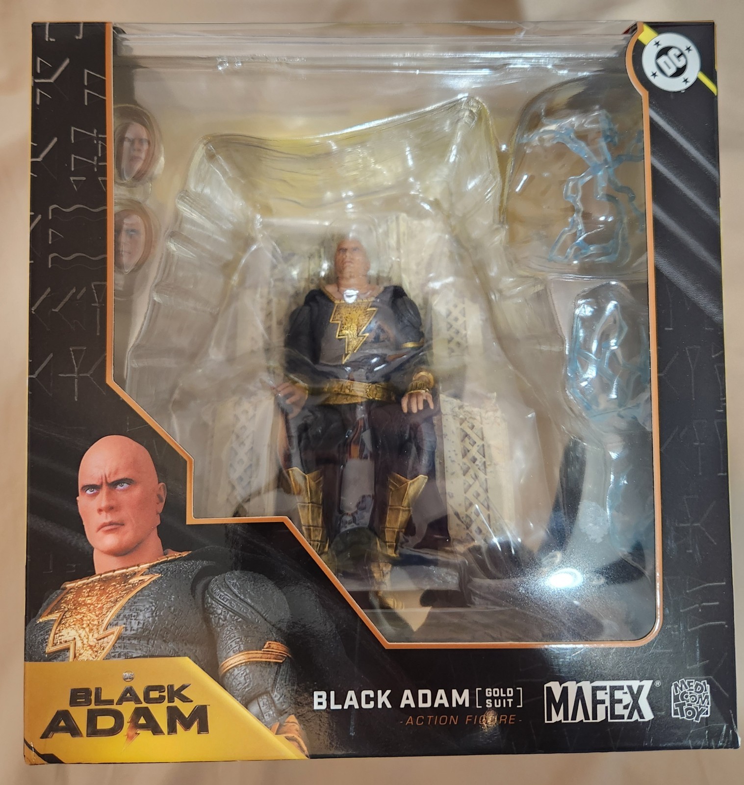 Mafex No.286 Black Adam Gold Suit with throne New In Box Sealed