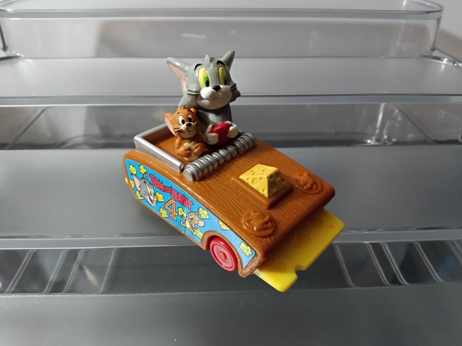 1999 Tom and Jerry Wacky Racing #4 Mouse Trap Racer Car