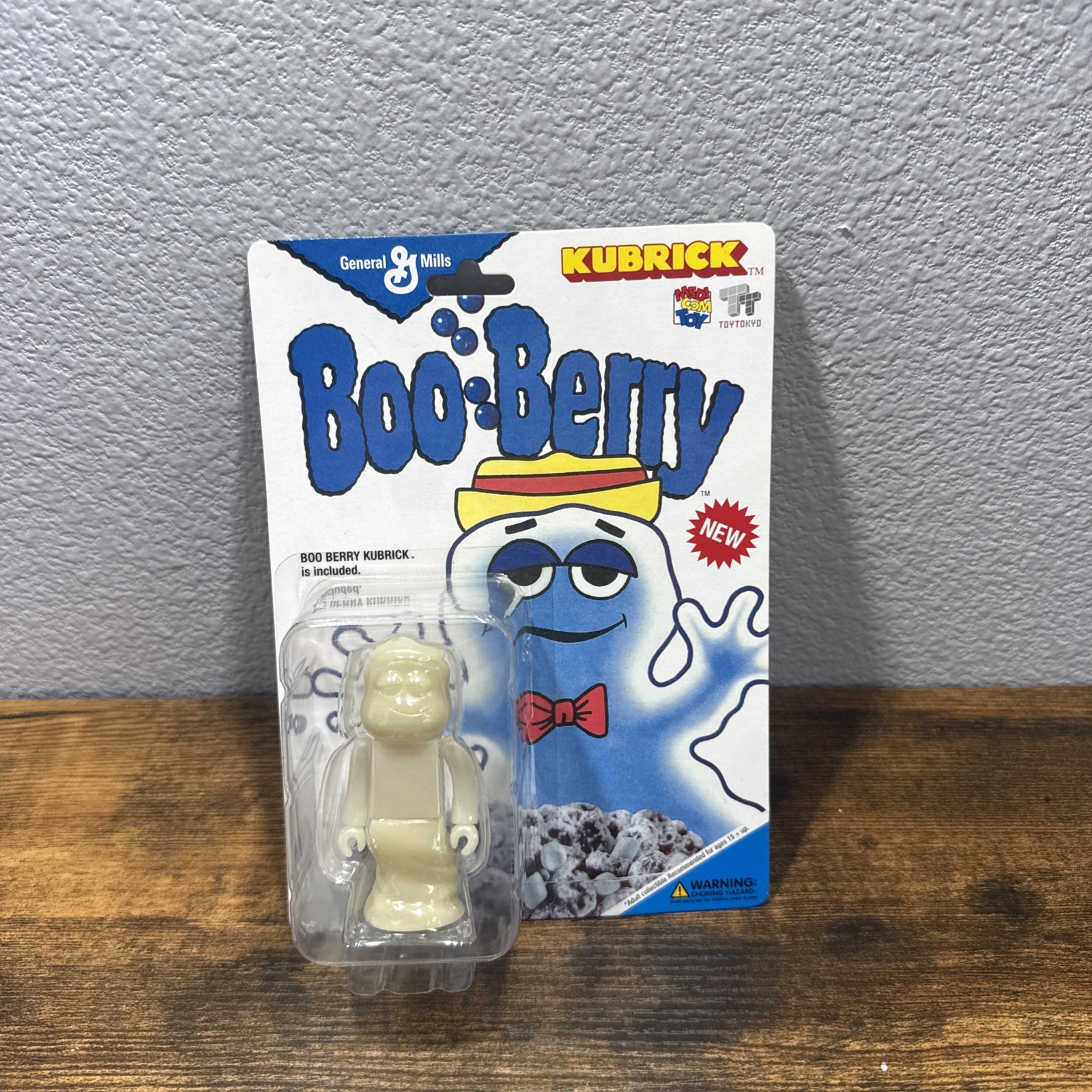 ToyTokyo Medicom Kubrick General Mills Boo Berry Figure KUBS-250 Glow in Dark
