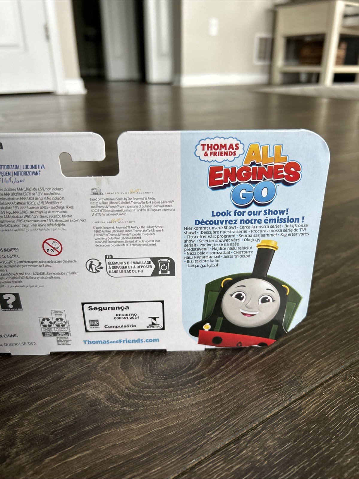 Thomas & Friends Emily Motorized Train Battery-Powered Engine with Tender