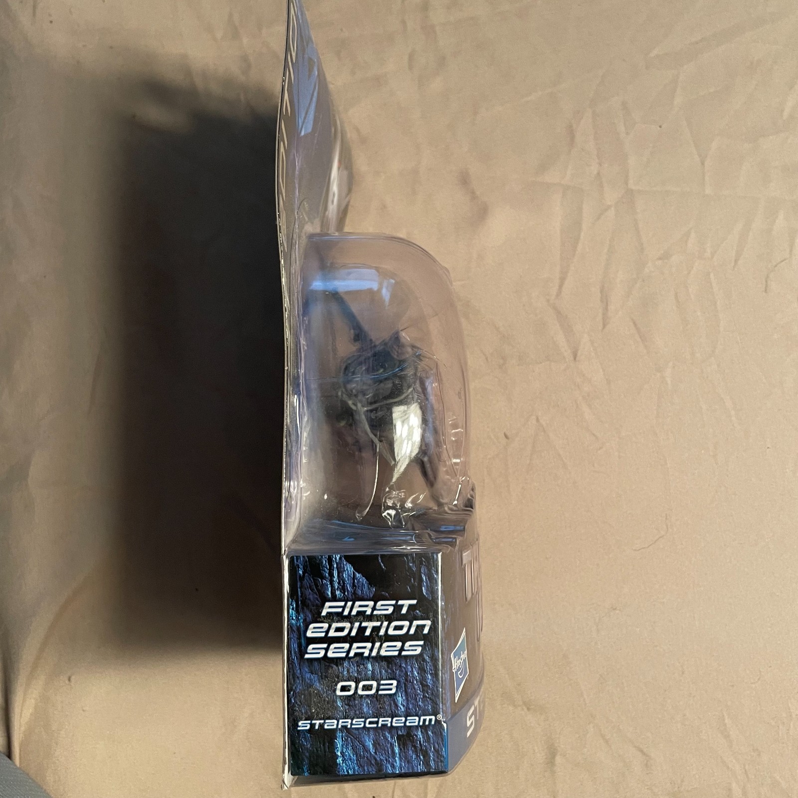 NIB Hasbro FIRST EDITION Transformers Prime STARSCREAM Decepticon Sealed 2011
