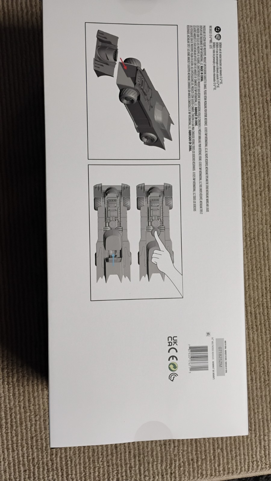 DC Multiverse – Batmobile (DC Rebirth) In original shipping Box read below