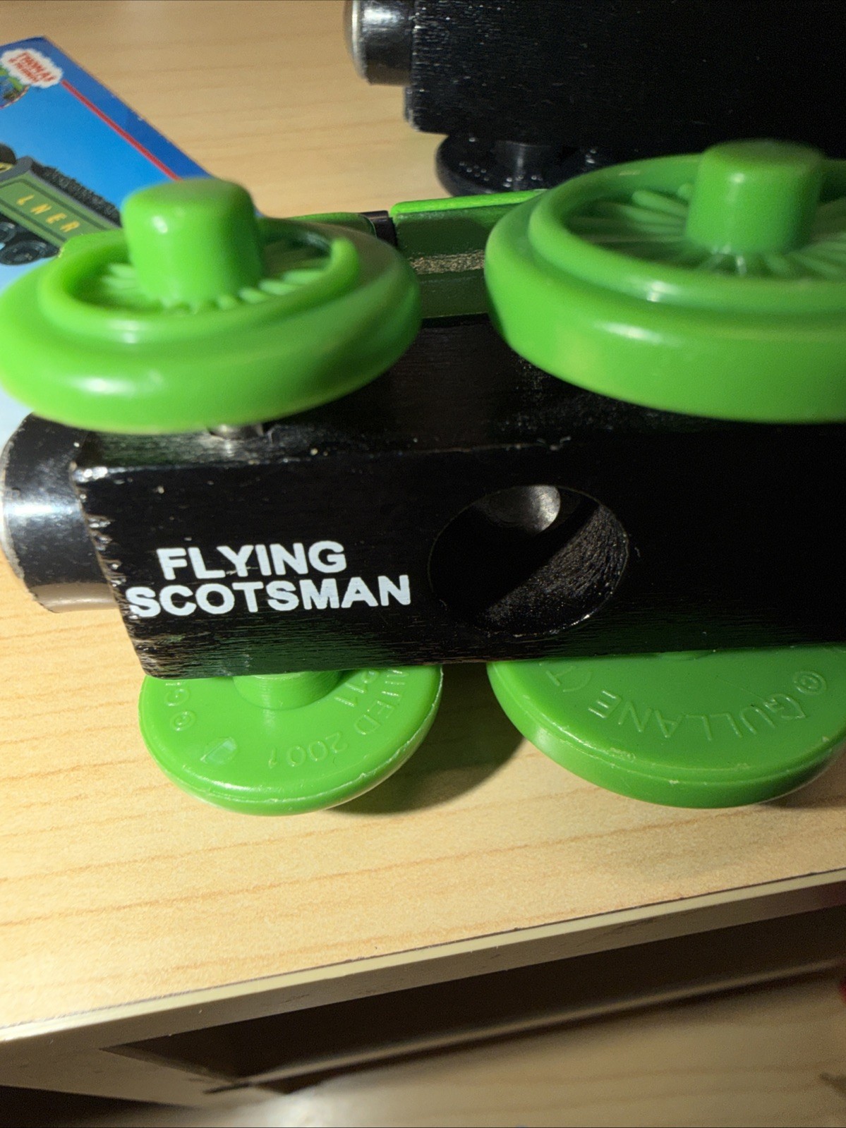 FLYING SCOTSMAN ! THOMAS FRIENDS TRAIN WOODEN RAILWAY 2001 COLLECTOR CARD !
