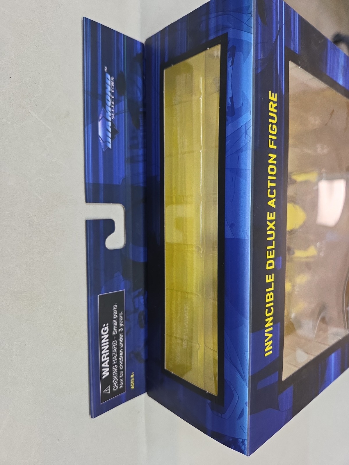 Diamond Select Invincible Deluxe Boxed Action Figure
