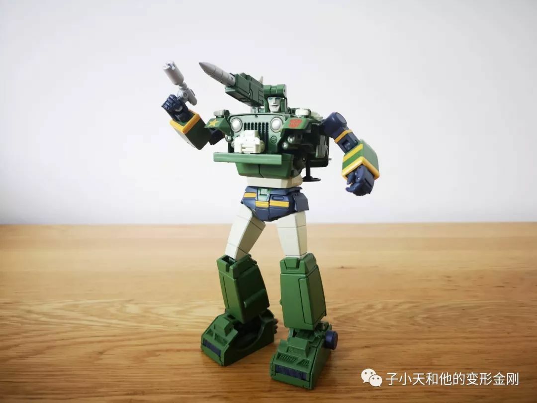 Masterpiece MP47 Cybertron Autobot Scount Hound Willys Jeep CJ-3B